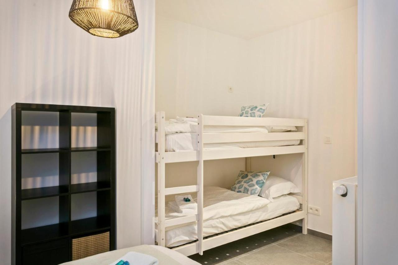 Delightful family apartment at only 50 meters from the beach / Panne A Côte De Panne Exterior foto