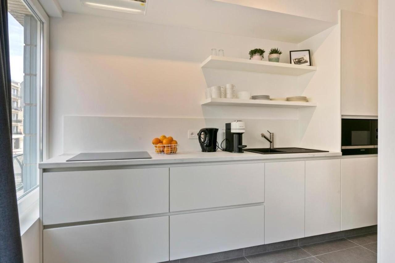 Delightful family apartment at only 50 meters from the beach / Panne A Côte De Panne Exterior foto
